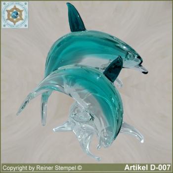 Glastiere, Glastier Delphin, Delphinpaar auf Welle